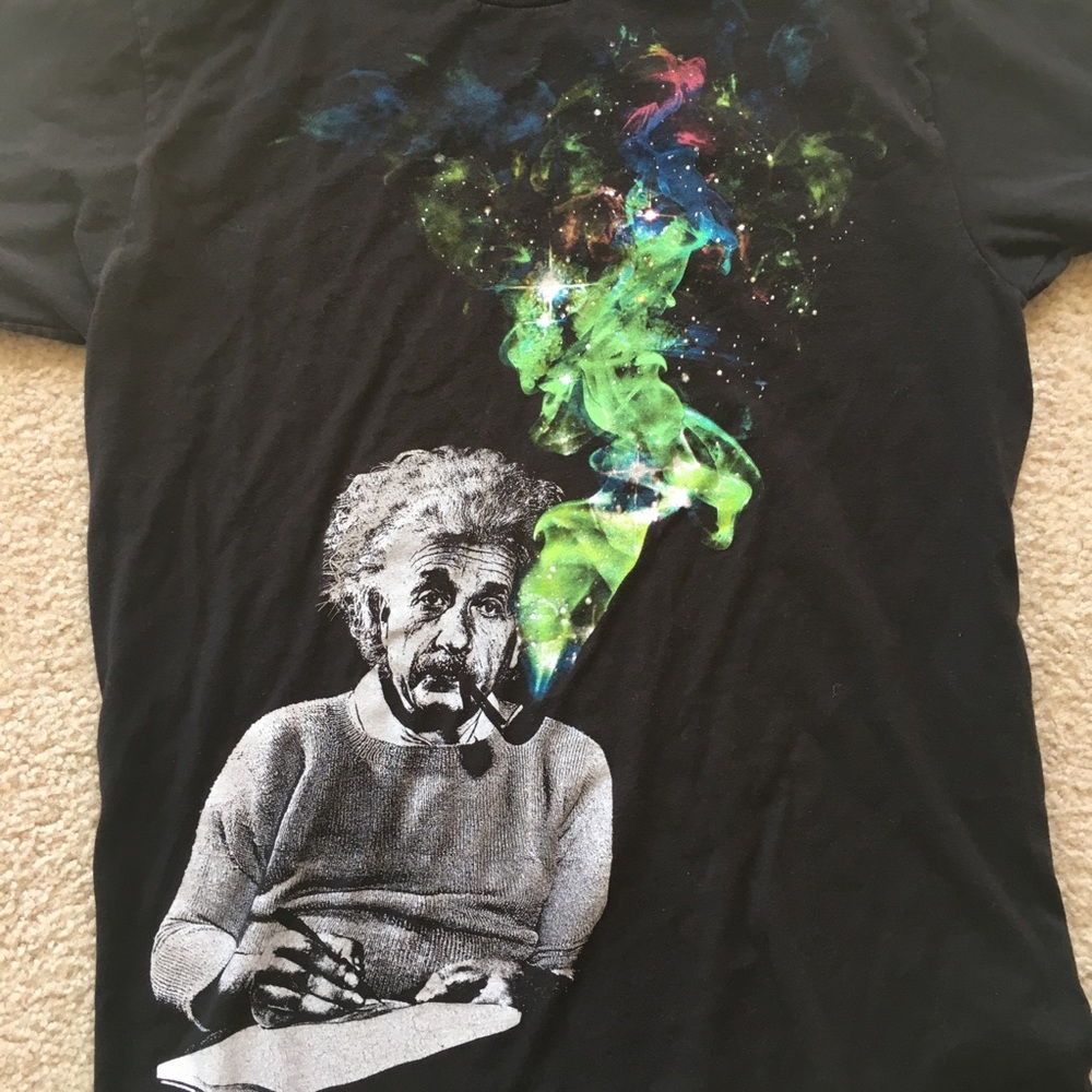 Einstein Graphic Tee - Picture 3 of 5